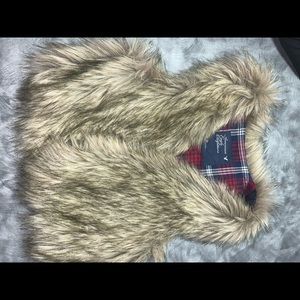 Fur vest